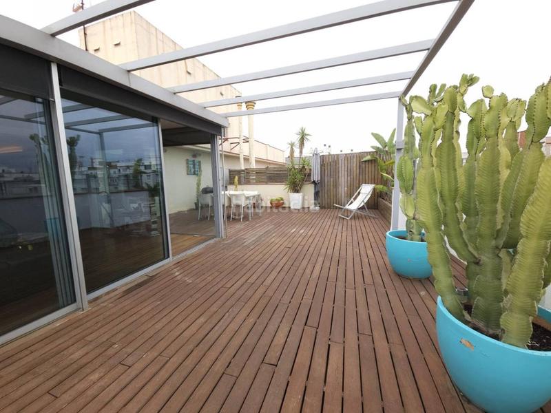 Foto 96d86284-5ecc-4656-a929-07b977448602. Piso  en venta con terraza y vistas a la montaña sant joan despi centro en Sant Joan Despí