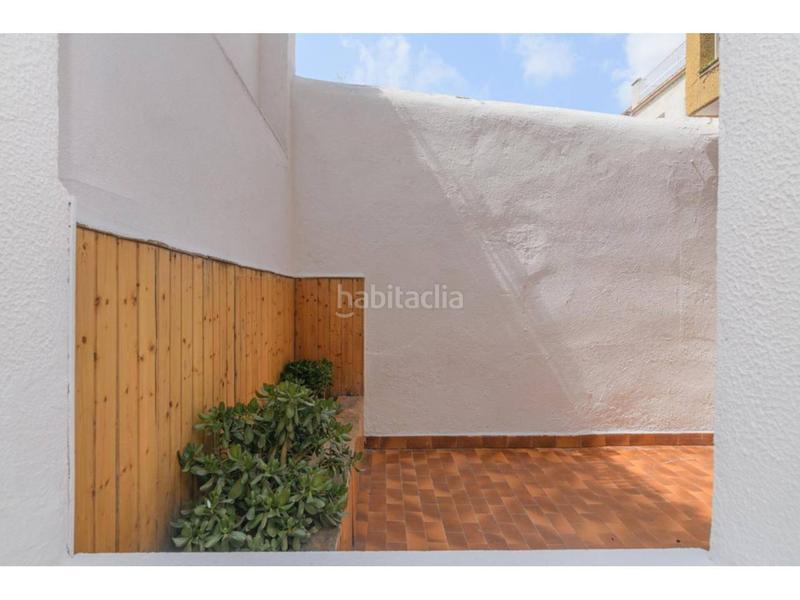 Foto cafecd70-39a7-4378-9c69-73babf40e500. Pis a La Salut Barcelona