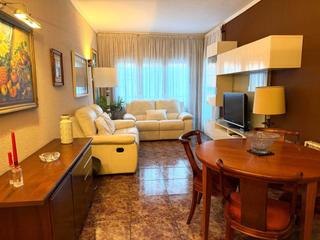 Flat  Clot. Piso en venta con balcon en el clot