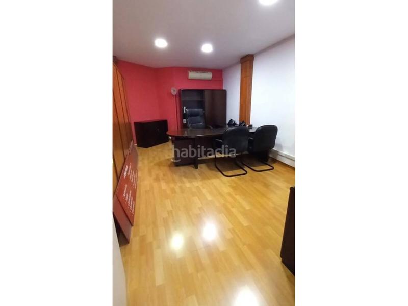 Foto 6059e2e7-18b3-429b-820f-b9bfc4e119bc. Oficina a Sants Barcelona