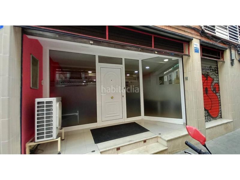 Foto e7ad75be-6cc3-44f8-b09a-944c15b0ce79. Oficina a Sants Barcelona