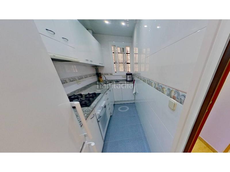 Foto b23f43c6-5dcc-4bc8-980c-dfb9405276b0. Piso  en venta en Sant Antoni en Sant Antoni Barcelona