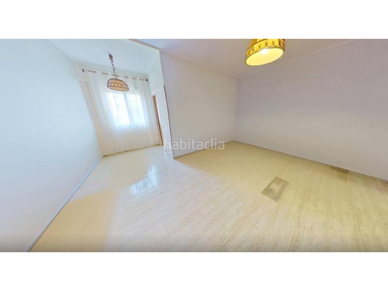 Foto b2ffd091-4b45-432f-bd3c-1a30d744493f. Piso  en venta en Sant Antoni en Sant Antoni Barcelona