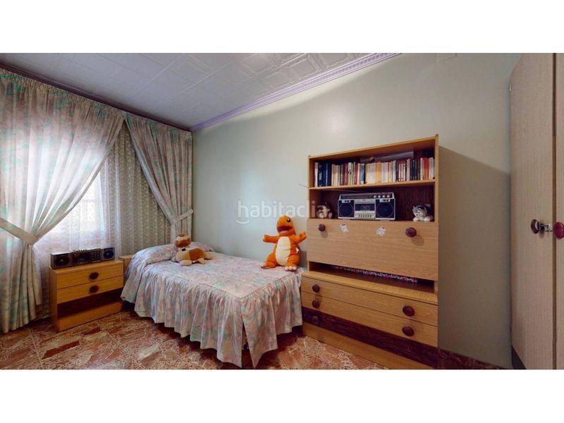 Foto 063ee7cd-bb7f-4b97-9c1c-ba9753e52382. Casa a La Roureda Viladecans