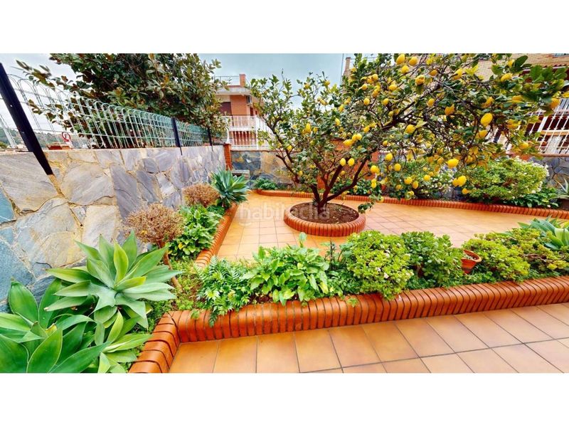 Foto 779c1f7a-9bc5-4488-8a04-def258abbef5. Casa a La Roureda Viladecans