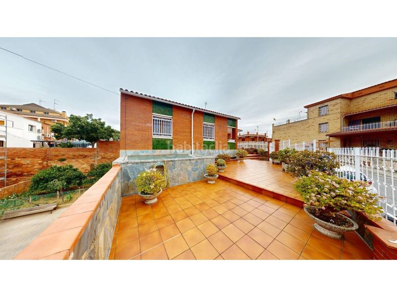 Foto b5b356b6-b39d-4865-8e01-c0cf99b5b276. Casa a La Roureda Viladecans