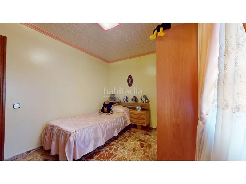 Foto ca00781e-0982-4649-87d3-90288084469c. Casa a La Roureda Viladecans