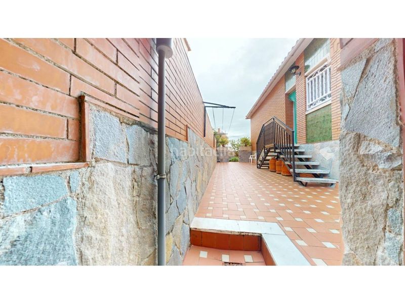 Foto d3068626-a062-4c75-92ec-1a2c12408de7. Casa a La Roureda Viladecans