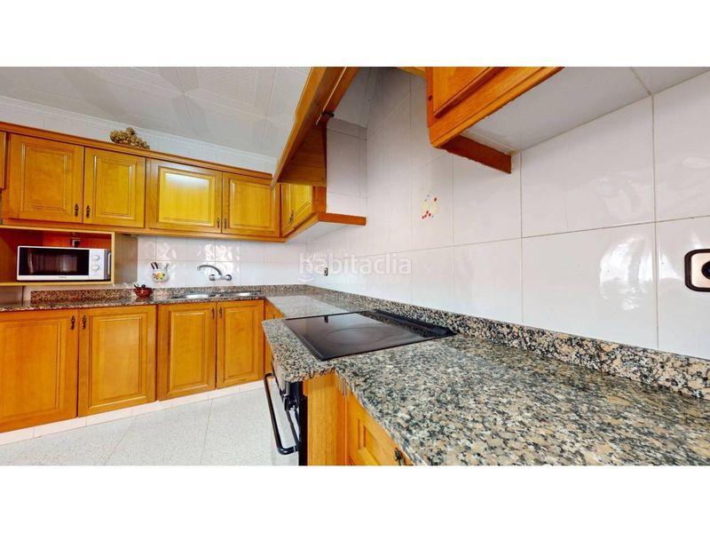 Foto dfda3118-4981-4657-a77e-6e283e97c5e3. Casa a La Roureda Viladecans