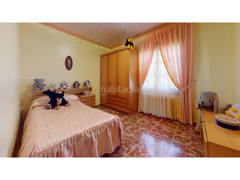 Foto e852058d-81d6-4980-a12d-c13aa86e835f. Casa a La Roureda Viladecans