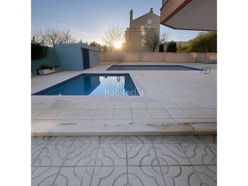 Foto 8d69cf4f-8fdc-4a8c-b98b-3cde4b310b16. Pis amb aparcament piscina a les botigues de Sitges Sitges