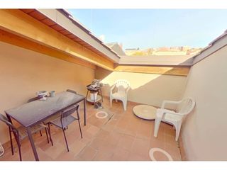 Etagenwohnung  Calle sant miquel. Piso tipo d�plex con terraza propia en venta en rub�