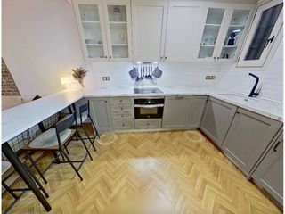 Etagenwohnung  Calle lluna. Piso en venta en el raval reformado y con balcon