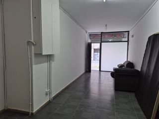 Business premise  Calle encarnación. Local en venta en gracia