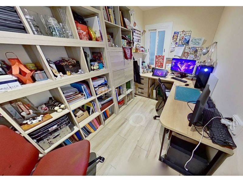 Piso en venta reformado, con balcon, finca con ascensor en la mejor zona de eixample en Barcelona - Imagen 15