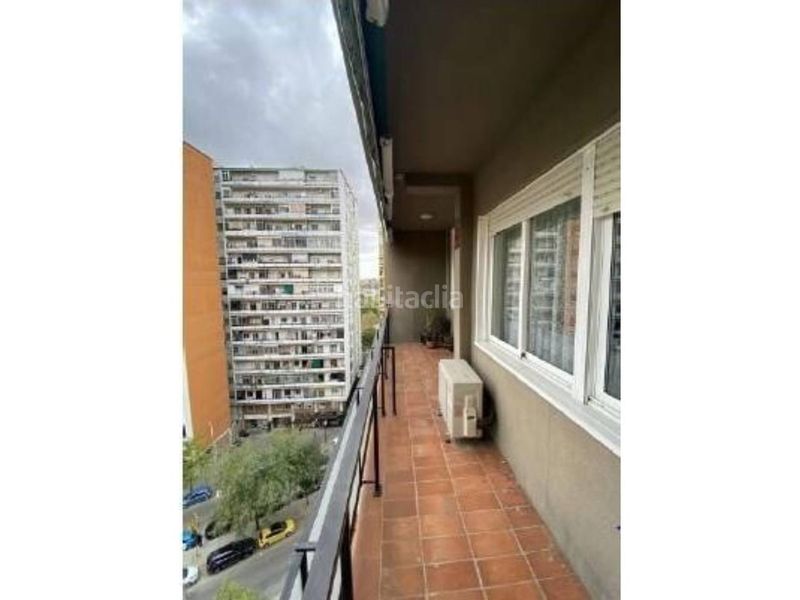 Foto d0d35bb0-fd86-4383-9fa4-7c8a7d3641e0. Pis a La Verneda - La Pau Barcelona