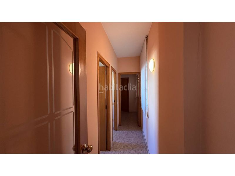 Foto fc1c67c7-9582-4d57-9388-987ae564fa84. Pis a Almeda - El Corte Inglés Cornellà de Llobregat