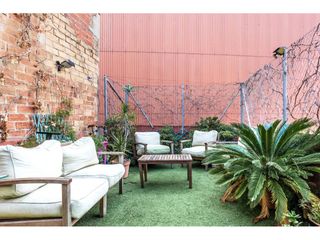 Casa  Calle àngel guimerà. Triplex en venta en esplugues de llobregat