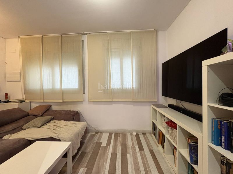 Foto 4b9ea3d7-5f35-4a9c-9c85-fcbc3a6aff3a. Pis a Barri de les Corts Barcelona
