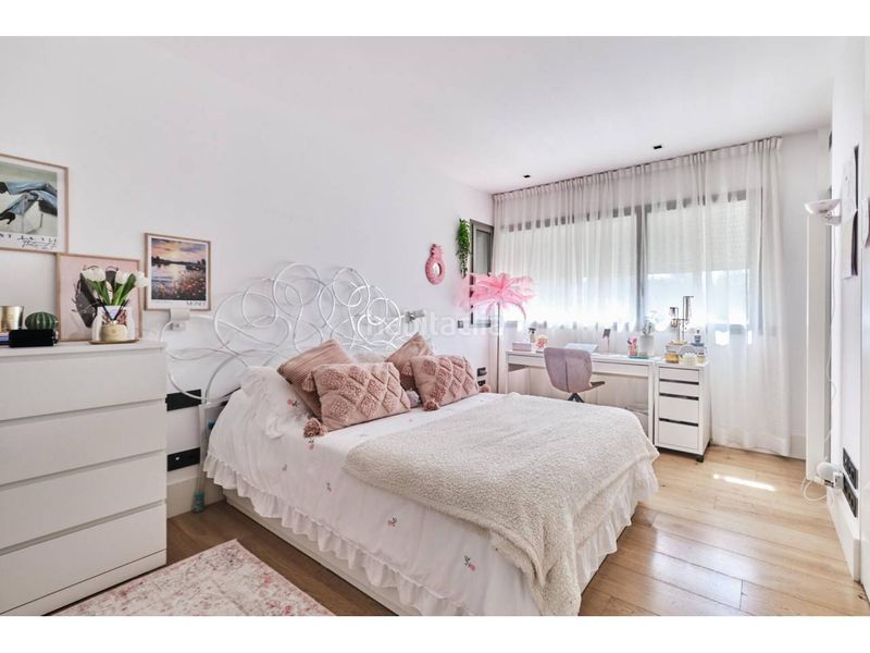 Foto b988f692-cd7f-4fee-9ee4-566f917dbd38. Casa a Sarrià Barcelona