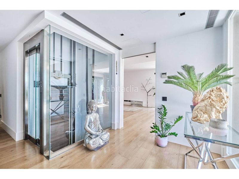 Foto bcf9fa2a-7eaa-4284-8e5d-858a5e06dd95. Casa a Sarrià Barcelona