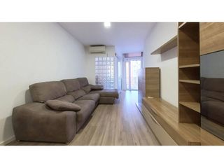 Piso  Calle rosselló. Fantástico piso en venta en camp de larpa, con balcón y ascensor