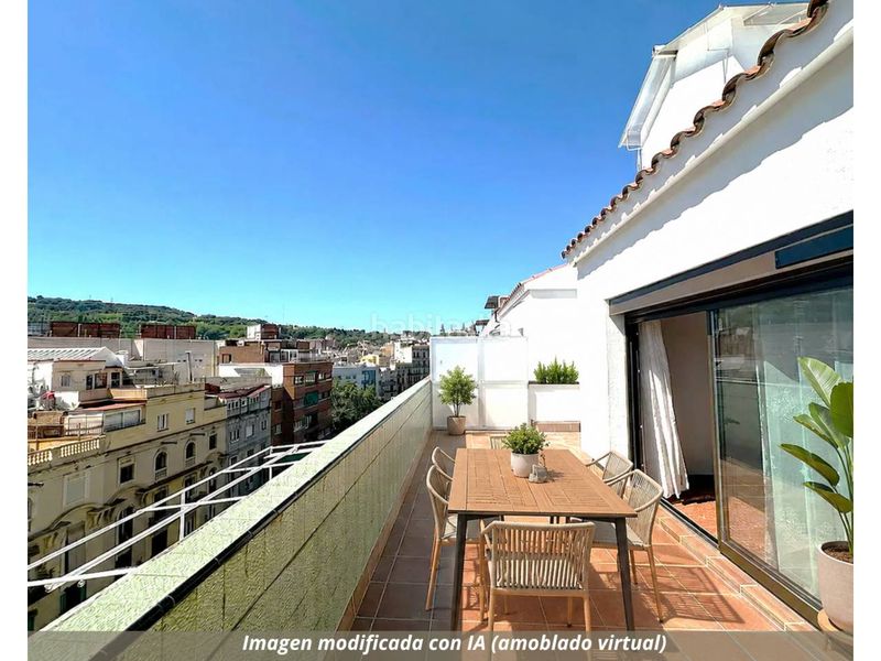 Foto 39b5c939-0fc4-48b1-b72f-48a31d6042bd. Àtic a Sant Antoni Barcelona