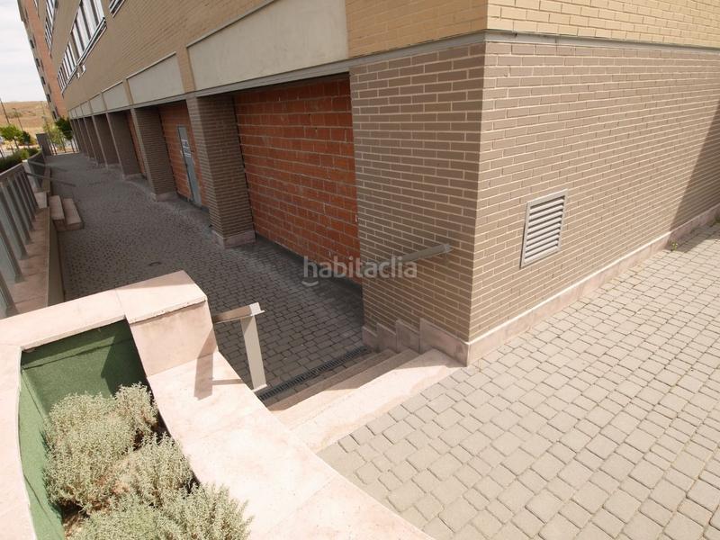 Foto 61db0816-4c3c-4d7a-8d55-6b6bed1836c9. Affitto locale commerciale in calle letonia 17 in Tres Cantos