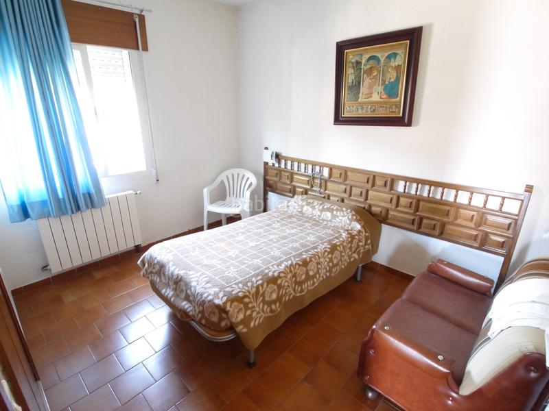Foto e4a27972-fd67-48e6-a751-bec46899f0ad. Chalet en Bustarviejo