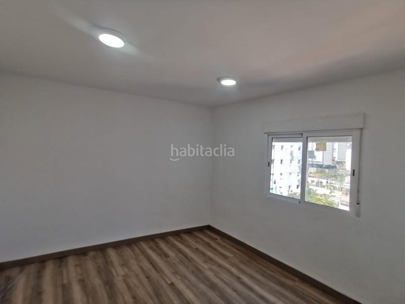 Foto eb95f28f-9316-450c-8a8d-6404ff8c2094. Appartamento in Collblanc Hospitalet de Llobregat (L´)