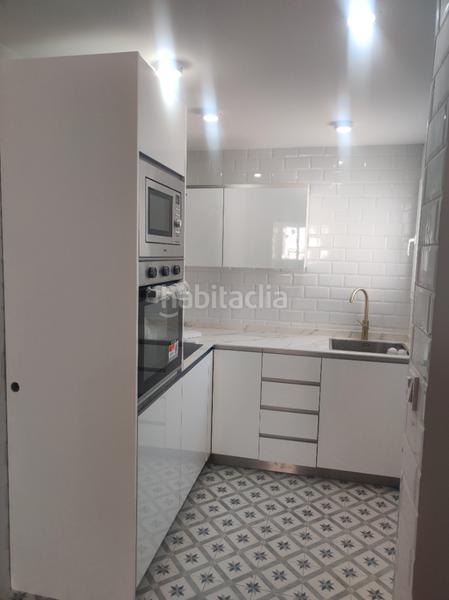 Foto f74b8adb-4ab7-45a1-b573-1dade747db0f. Appartamento in Collblanc Hospitalet de Llobregat (L´)