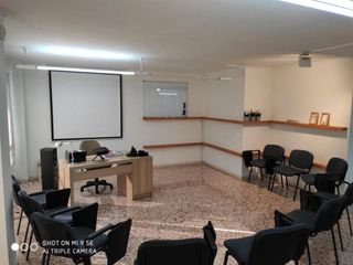 Oficina en Plaza de Toros-Avenida Chapí-Trinquete. Oficina en venta en elda