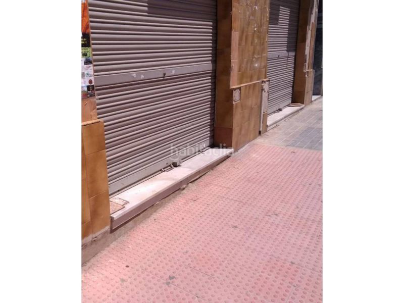 Foto c5de688b-173d-4396-be94-a09af7be5327. Local comercial a Plaza Castelar - Mercado Central Elda