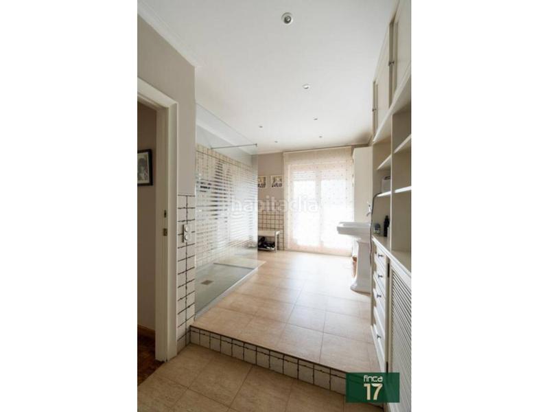 Foto 3127ea98-9ba8-49cc-b14b-a6d56b5e0cc6. Chalet avec chauffage piscine dans Plaza Castelar - Mercado Central Elda