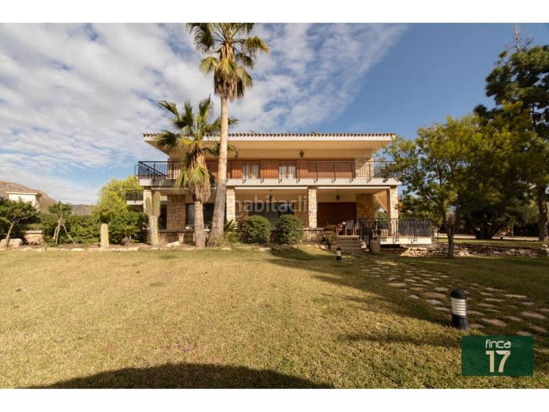 Foto 405b7339-d955-4f41-bf89-adca15d607b6. Chalet avec chauffage piscine dans Plaza Castelar - Mercado Central Elda