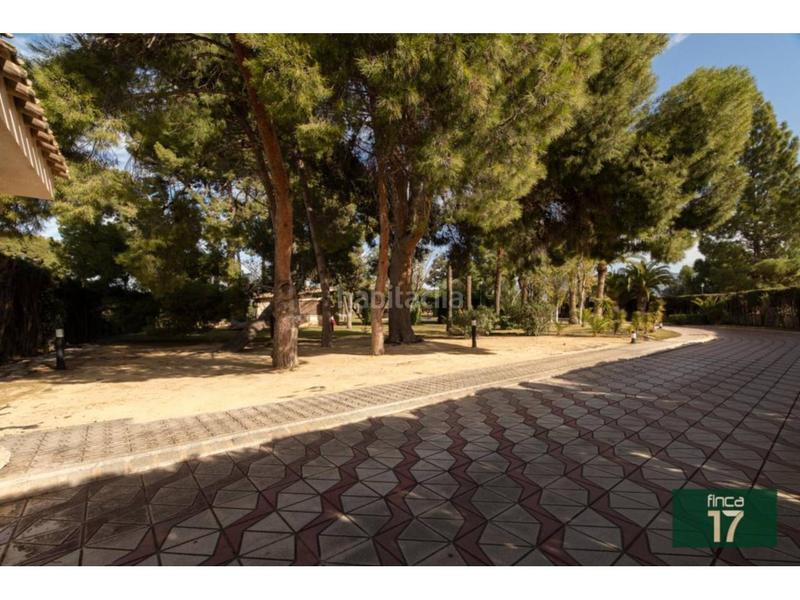 Foto 63c30729-a838-4392-8f83-3a90c35b5bf9. Chalet avec chauffage piscine dans Plaza Castelar - Mercado Central Elda