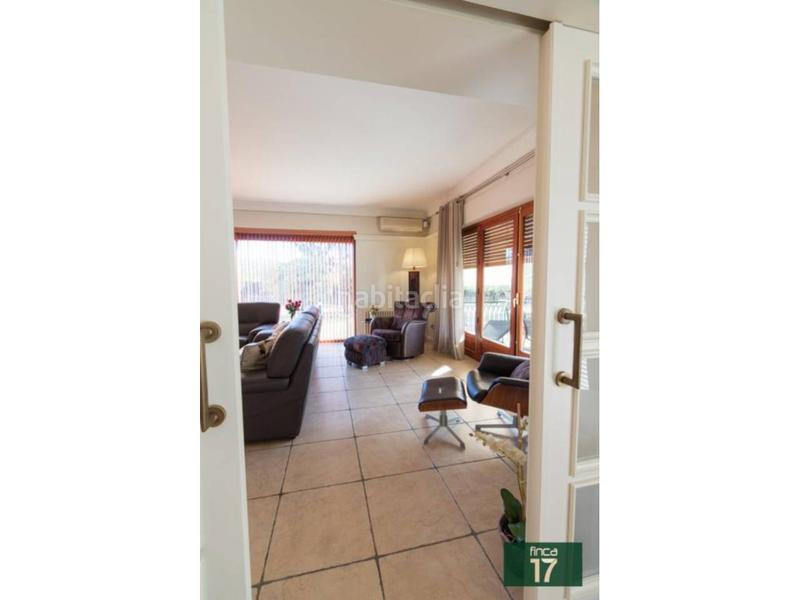 Foto 66ab52e0-79ea-4eb0-93ae-e67a42fe1128. Chalet avec chauffage piscine dans Plaza Castelar - Mercado Central Elda