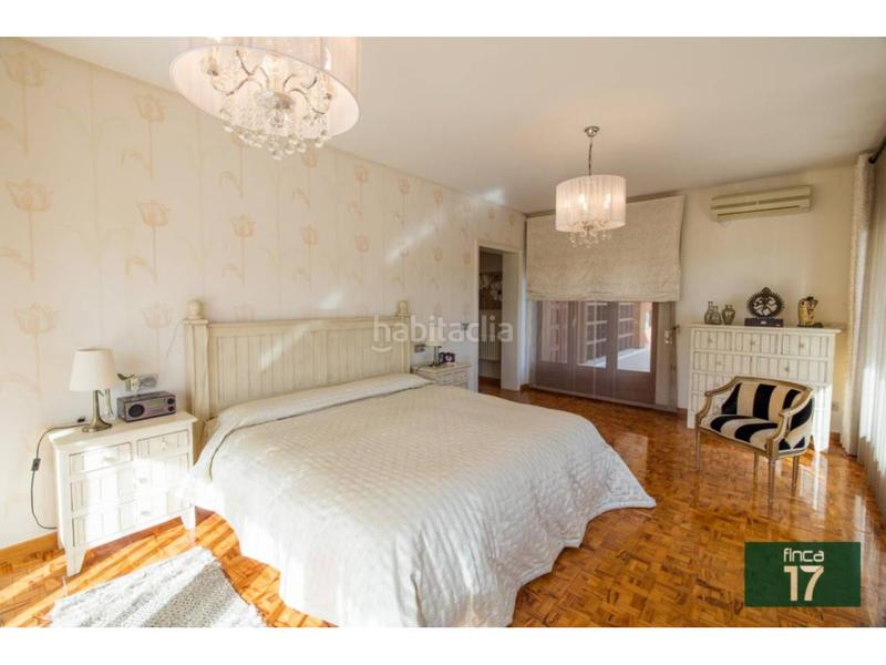 Foto b7815fa6-daa6-49d6-a733-2f79d2a30e09. Chalet avec chauffage piscine dans Plaza Castelar - Mercado Central Elda