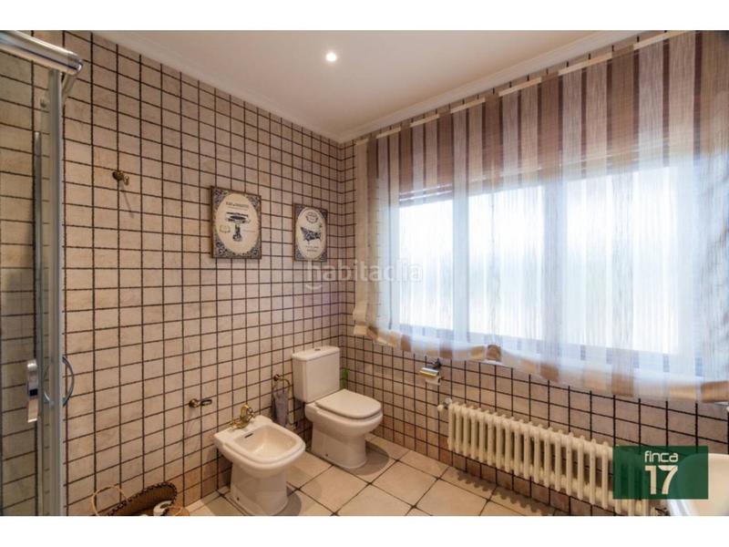 Foto cba32a80-d994-4a76-8f93-f9fd0d78efaa. Chalet avec chauffage piscine dans Plaza Castelar - Mercado Central Elda