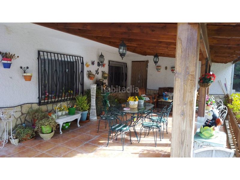 Foto 609e8b0d-34cb-4f86-9828-3fdf838f8cdc. Xalet amb aparcament piscina a Petrer