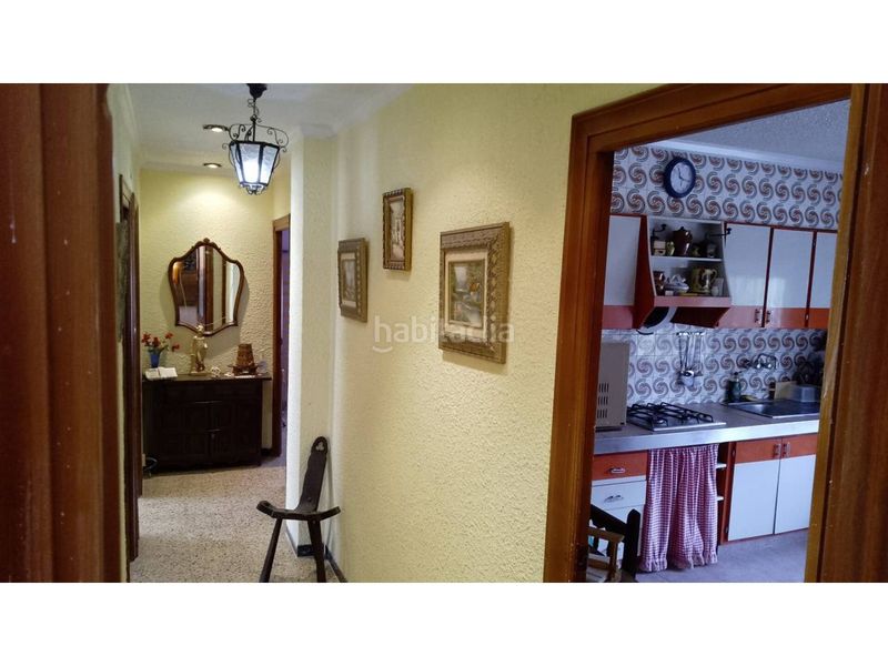 Foto ccffad0b-dbce-493a-9fa6-dc385b1ca6c7. Xalet amb aparcament piscina a Petrer