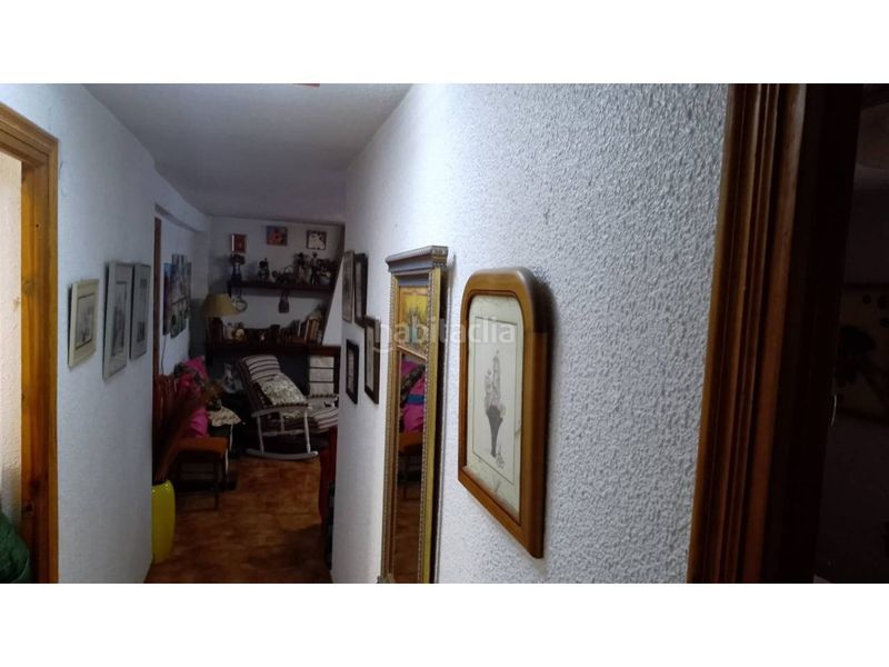 Foto d64faedc-5bce-4282-9db1-3f25b51809a7. Xalet amb aparcament piscina a Petrer