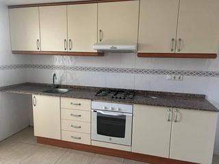 Pis a Las Trescientas-San Francisco-Ciudad Vergel. Piso en venta en elda