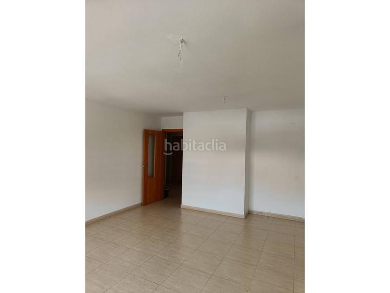 Foto 6a0d32b0-633a-4cf6-b55f-b20f56547c66. Piso  en venta en Las Trescientas-San Francisco-Ciudad Vergel Elda