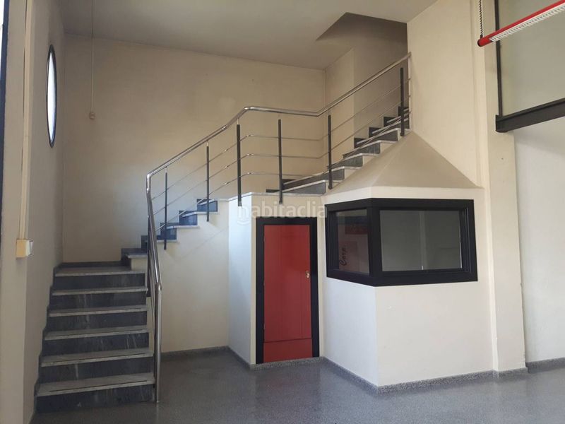Foto a7ff41d0-2690-4023-9222-4a0ec8bd7401. Local comercial a Plaza Castelar - Mercado Central Elda