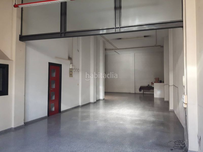 Foto af57e4c3-60dc-4963-b413-8ee50351e138. Local comercial a Plaza Castelar - Mercado Central Elda