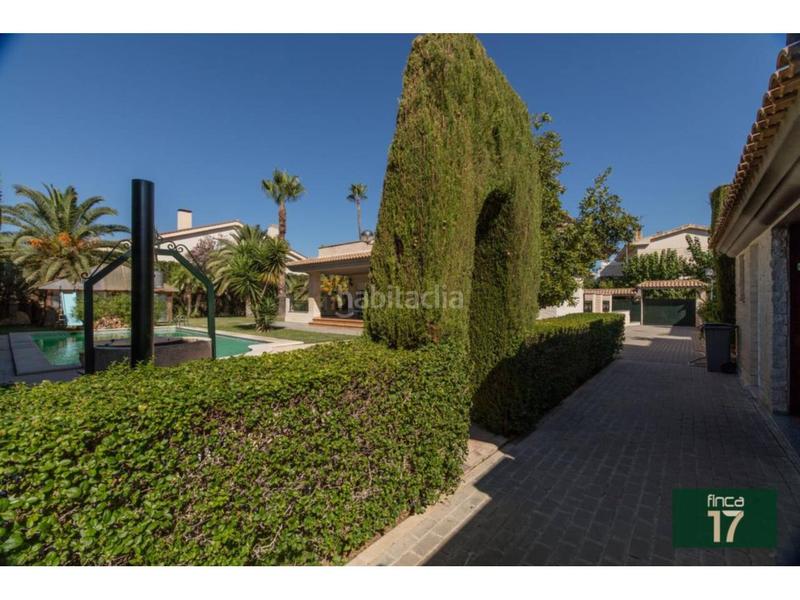 Foto 1f7eff0a-6b96-4887-8f7a-be93115c2a94. Xalet amb aparcament piscina a Campo Alto-Club de Campo Elda