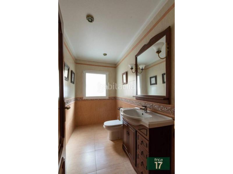 Foto 65f782e6-cfcb-478a-9f83-424c45aab071. Xalet amb aparcament piscina a Campo Alto-Club de Campo Elda