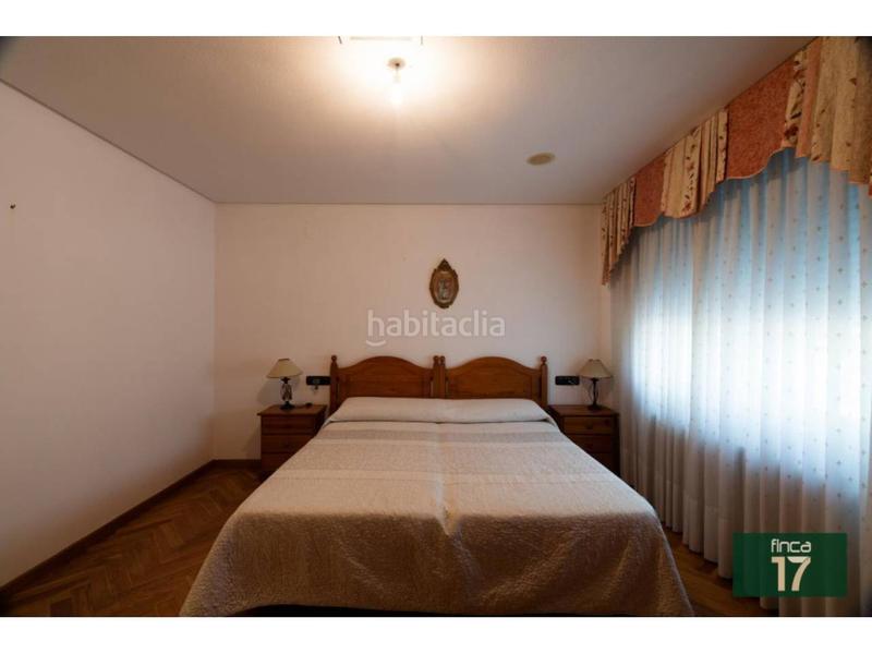 Foto d24c8742-d343-40c9-818b-13617bf895a2. Xalet amb aparcament piscina a Campo Alto-Club de Campo Elda