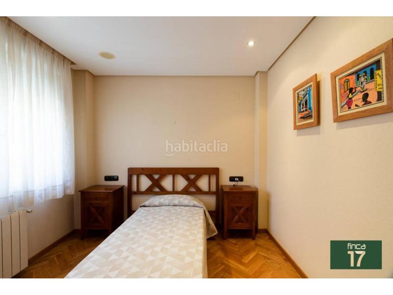 Foto e8bcd971-6f9f-4963-a8f7-3f0f0546e60e. Xalet amb aparcament piscina a Campo Alto-Club de Campo Elda